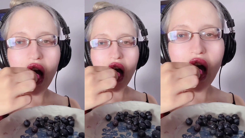 FinDom Goaldigger: Asmr blueberry eating - asmr, occhiali, la gigantessa