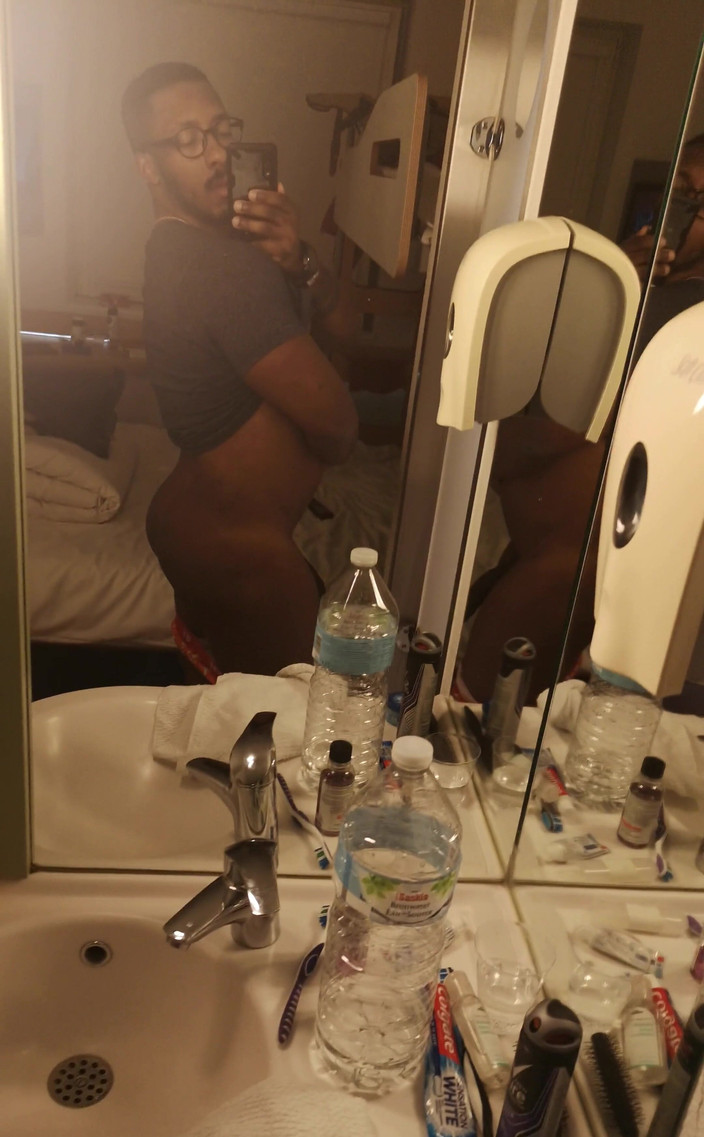 Amadeus: Jen vám ukázat můj pokoj a zítra jet do Paříže,...