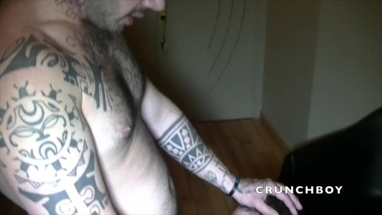 Crunch Boy: Nick Spears digunakan oleh Aday Traun