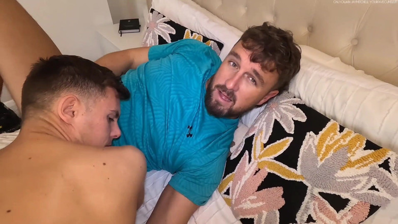 Yourfavecumslut: I Caught My Boyfriend Cheating with My Gay Bestfriend