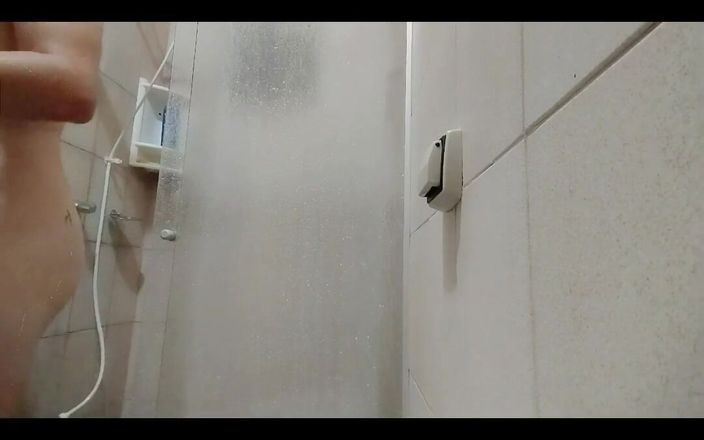 Marcosninfo: Arkadaşım beni kahve içmeye davet etti ve kısa bir süre...