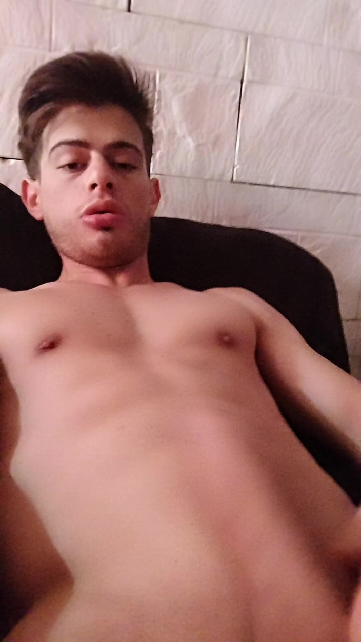 Soy Bruno: Masturbuji vedle svého partnera