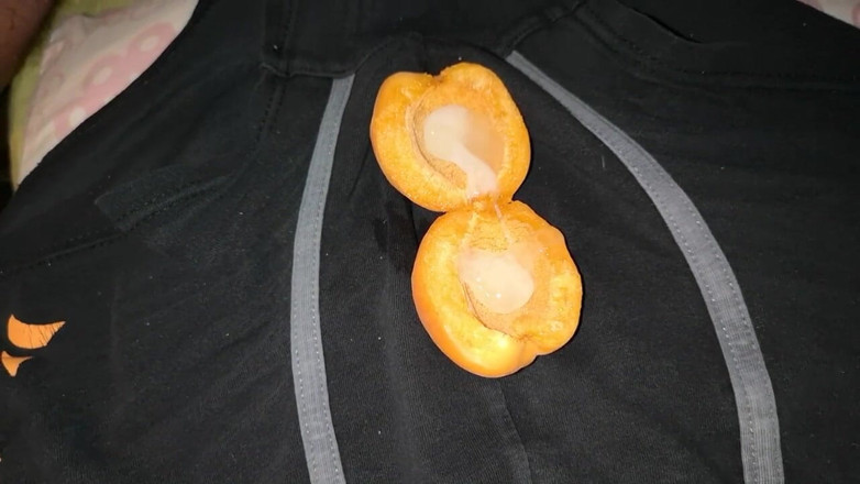 Cicci77: Breakfast with apricot and sperm