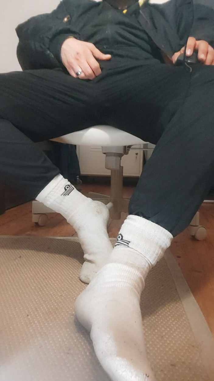SmokedAlloy2: Dirtyjunkbro işini bitirdi... Kokan çoraplar