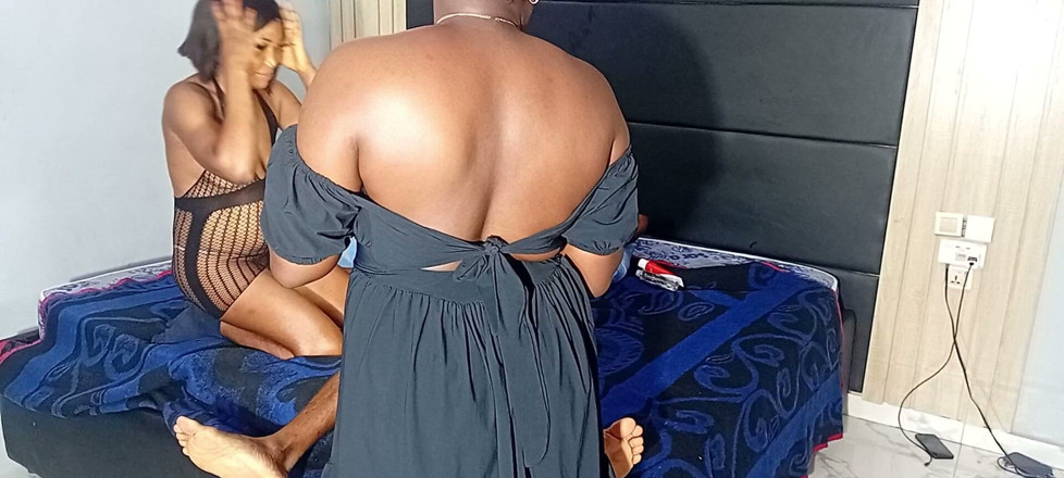 Prettypussy102: Dans les coulisses avec Le Sesaboy
