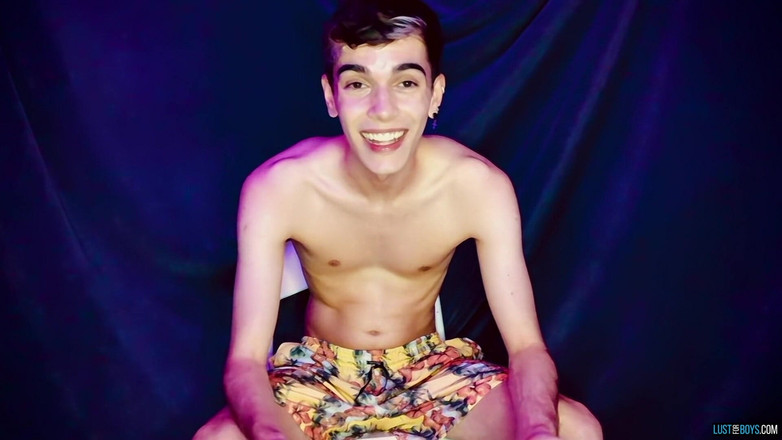 Lust for boys: En stor ny rövleksak att prova