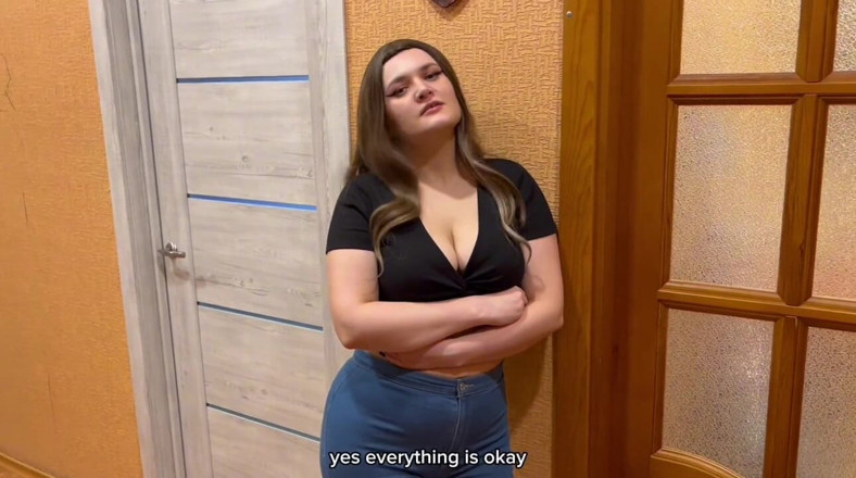 Katybigcherry: Nevlastní syn šukal nevlastní matku s velkými prsy, zatímco nevlastní otec...