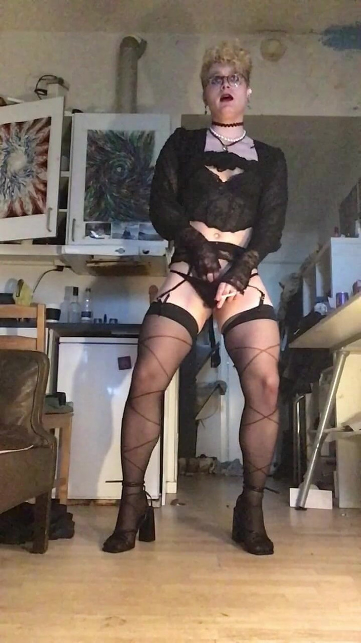 Sissy Cindy Slut: Tapette femboy salope