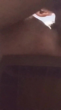 Saya mengongkek adik tiri Tempatan India dengan abang tiri di bilik facking tegar seksi besar