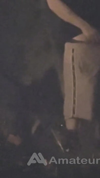 Amador Hetero Garoto Pego Mijando Em Um Parque, À Noite