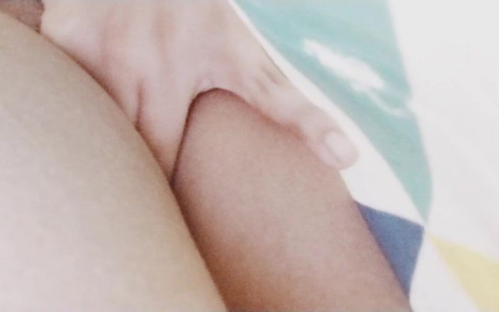 Hot jiya: अकेली लड़की ने आग बुझाने के लिए अपनी उंगली डाली