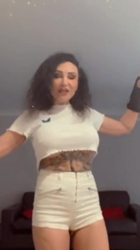 Nicole berhajat awak Selamat Tahun Baru