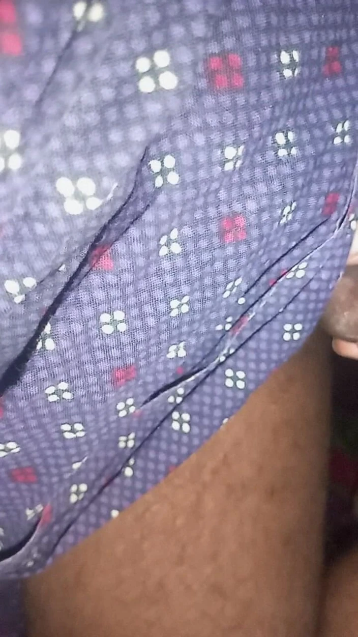 Hungry cliff: Desi Dick