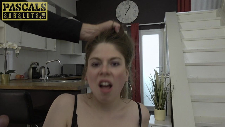 Pascals Subsluts: Alice Maze: Vibrator und nippelknei