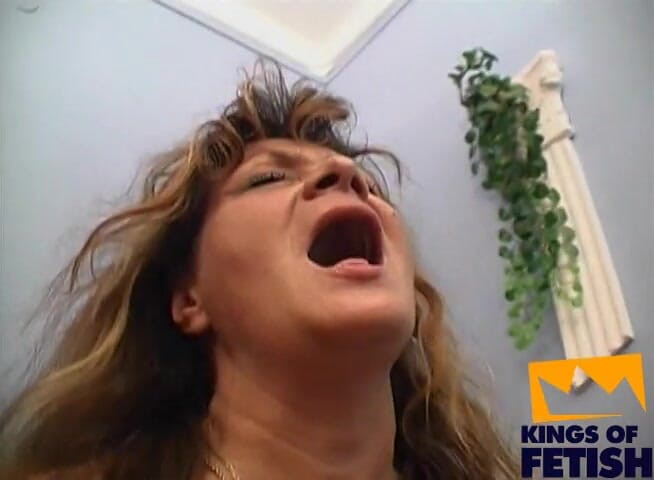 Fixed on Mature: Una MILF e due nonne si fanno sbattere le fighe...