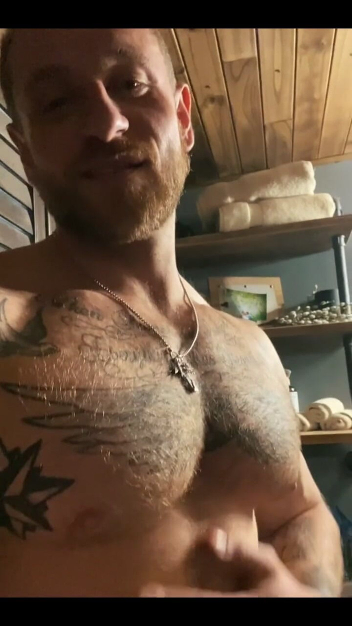 Leo Bayne: Leo Bayne