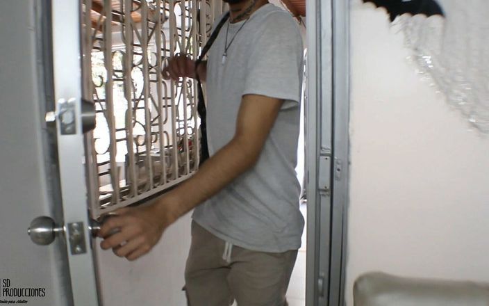 Vayolet: Sexo duro en el baño con la cachonda de mi...