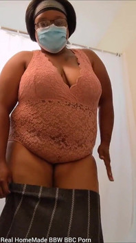 Striptease Rubbing My Pussy Shaking My Booty