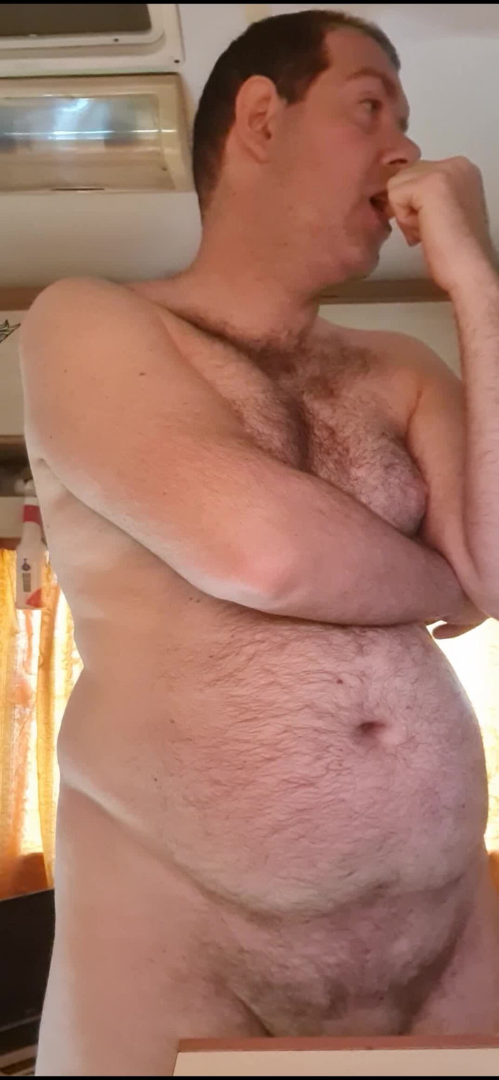 Mirko2589: Tutto nudo nel mio camper