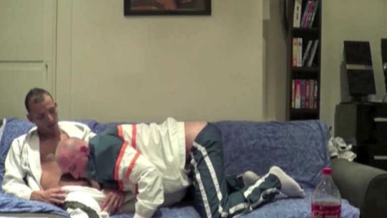 Sneaker Sex Kinky: Teddy banged by sneaker boy dominant