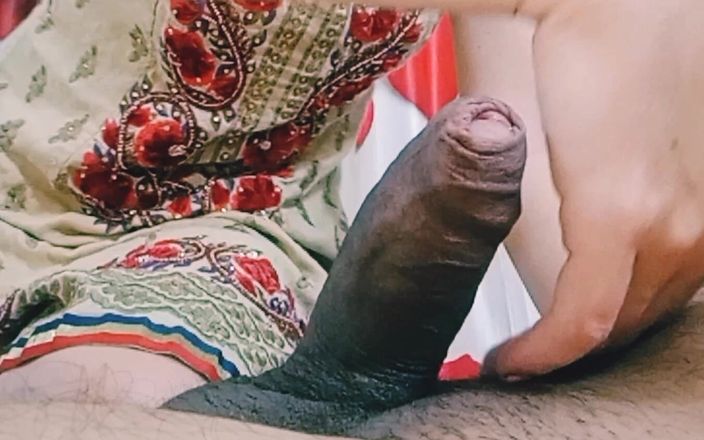 Bolly Karma: Big Ass Stepmom Agrees to Share Bed with Stepsons Friend
