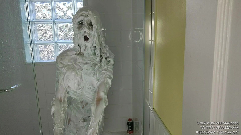 VieraMayXXX: Sploshing dengan Slime dan Pies