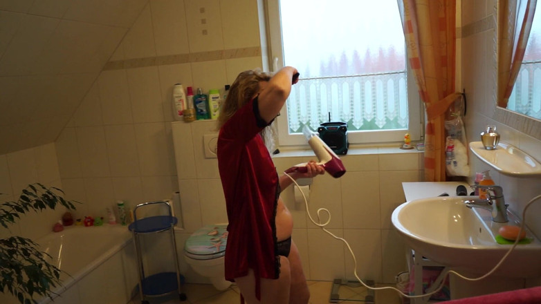 Extrabot: Hairdryer 1