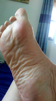 Teacher Show Her Soles to New Student on Video!