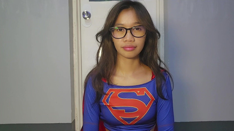 creamberryfairy: Supergirl panty plaagt