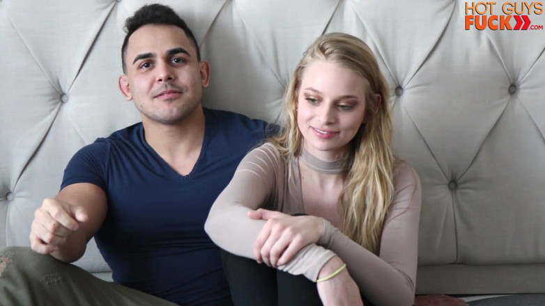 Hot Guys Fuck: Büyük yaraklı sporcu Benji Bastian sarışın Sarah'ı pazar günü sikiyor