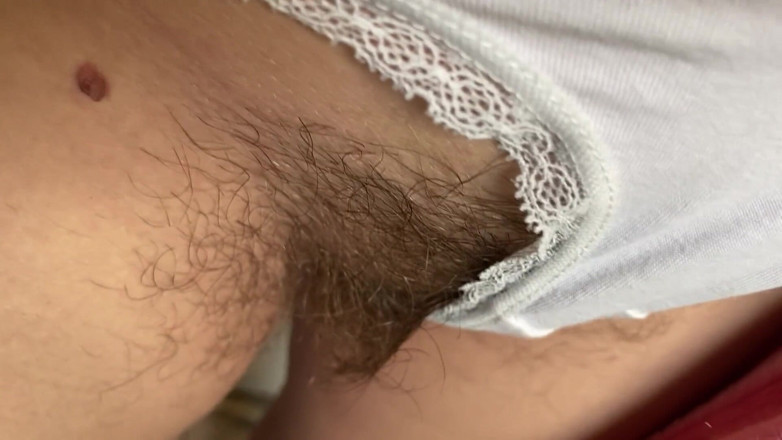 Cuteblonde666: Heel vies wit slipje uit mijn harige poesje