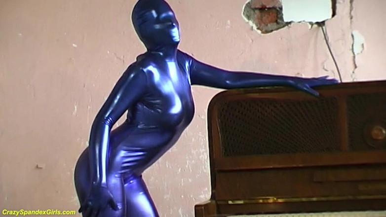 Kelly in spandex: Fullbody Catsuit with Renata