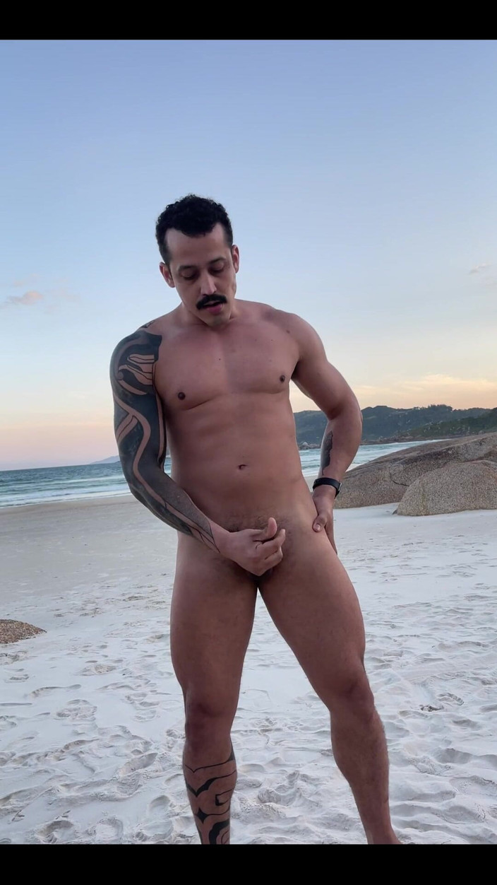 Pedro Surf: Explosão na praia