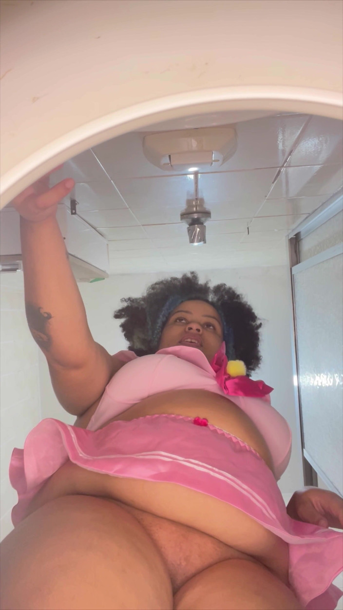 Cutiepiie Chubby: POV-auf der toilette
