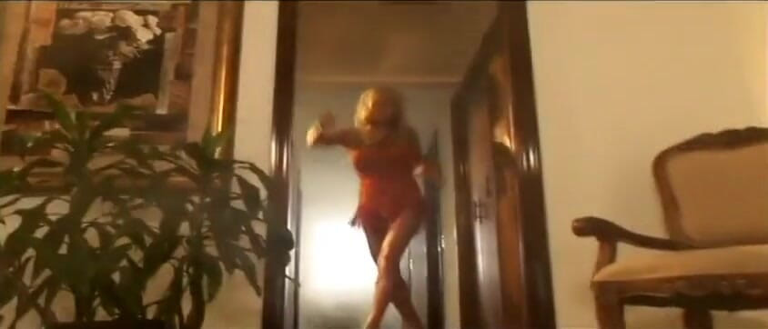 Super Babes: Lusty Marey bawi się mokrą łechtaczką, aż osiągnie punkt kulminacyjny