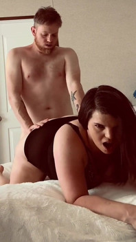Creampie với tinh dịch dọn dẹp từ chồng