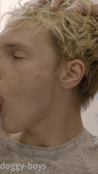Spitroast twink sırılsıklam