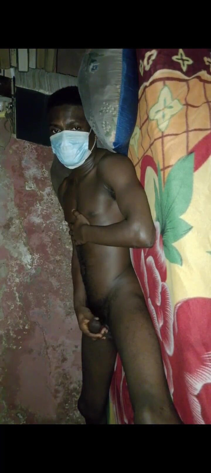 Masturbator emmy: Afrikanischer Schwarzer Mann, Der Seine Bettfähigkeiten Beschreiten