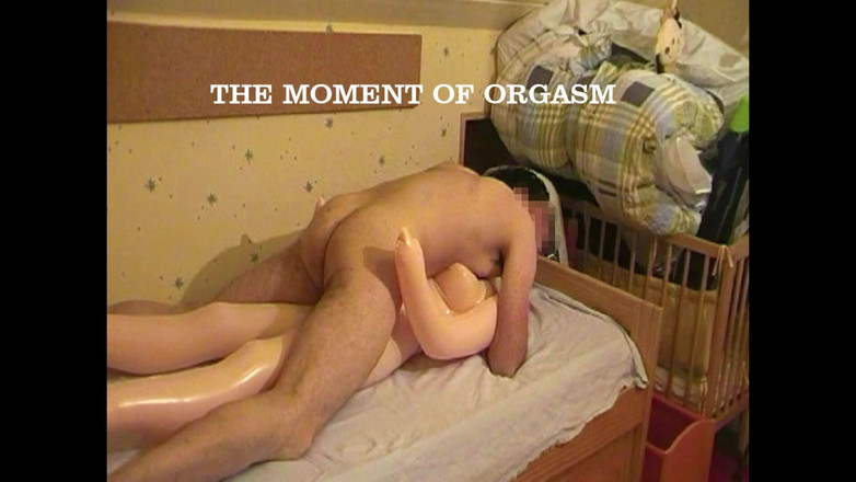 Mark Hannes: Masturbare cu păpușă sexuală