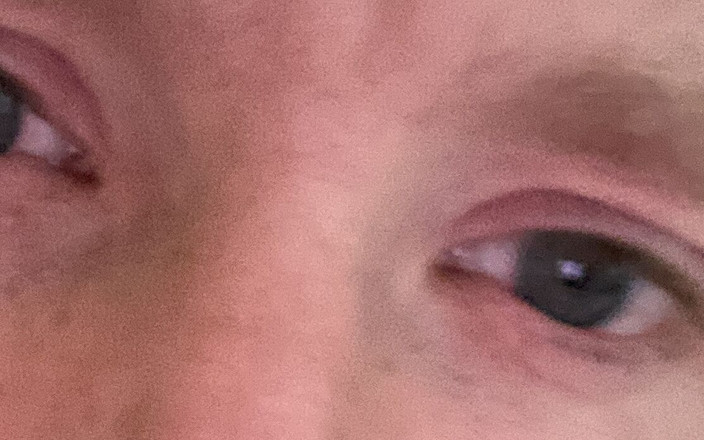 AlfredAmadeus: Il ragazzo in collant dal vivo dalla germania