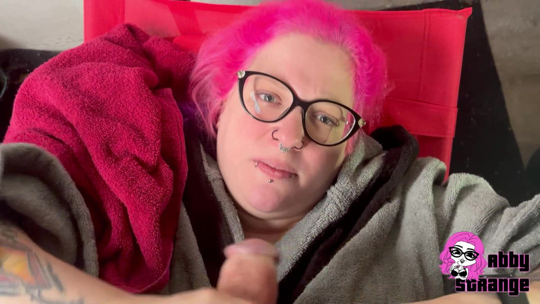 Abby Strange: Sperm pleťová maska na wellness den