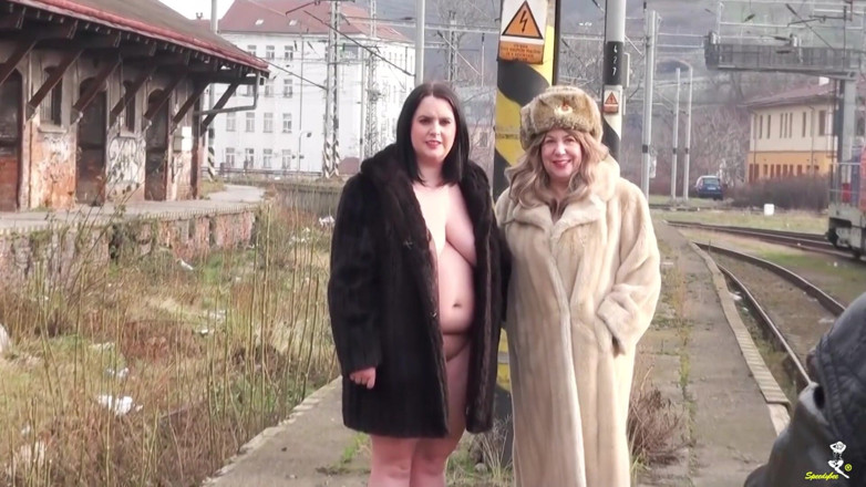 Dirty Doctors Clips: Station fotoshoot