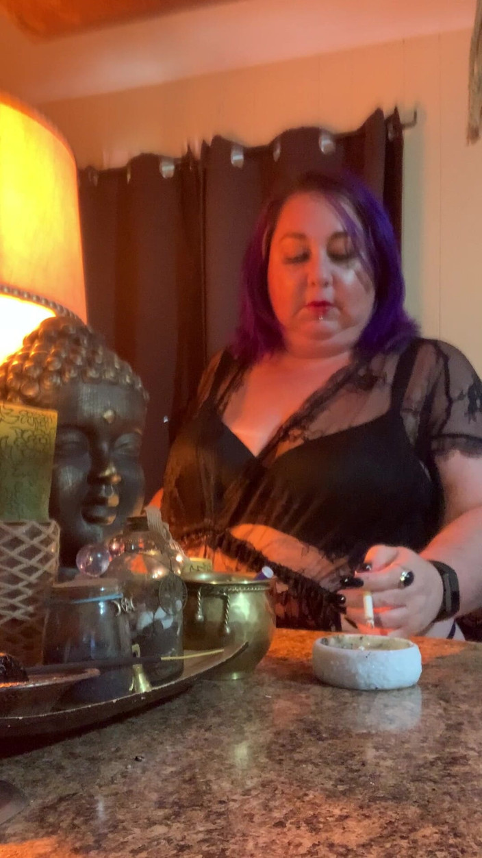 BlancaGirlBBW: Merokok dengan Saya