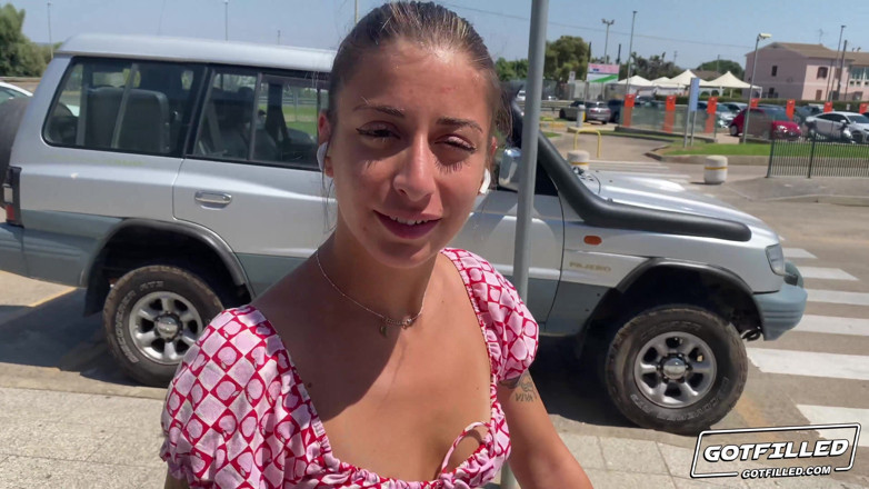 Got Filled: Silvia Soprano'nun götüne fışkırtarak boşalıyor