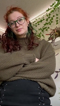 Učitel tě potrestá čicháním zadku a JOI
