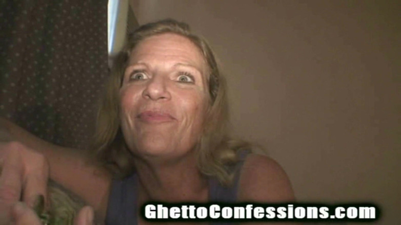 Ghetto Confessions: Bunicuță urâtă, fostă stripteuză curvă cu țâțe mari muie curvă cu...