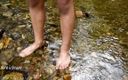 Dreichwe: Kąpiel stóp w rzece