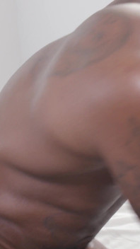 The Skater mit Pearl cock Implants mit Boschi Pope, Koco Chanel