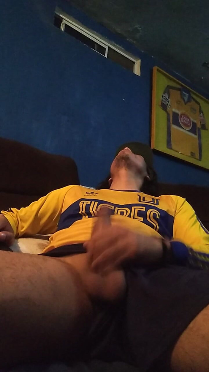 AlexAlejandro13: Un cazzo mostruoso