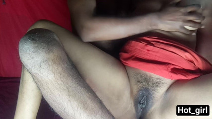 Hot_girl: Hot_girl - ik neuk mijn stiefzus en gooi mijn sperma op...